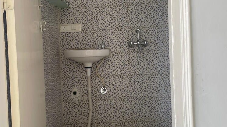 1 Bedroom Apartment in Sohna Sector 33 Gurgaon