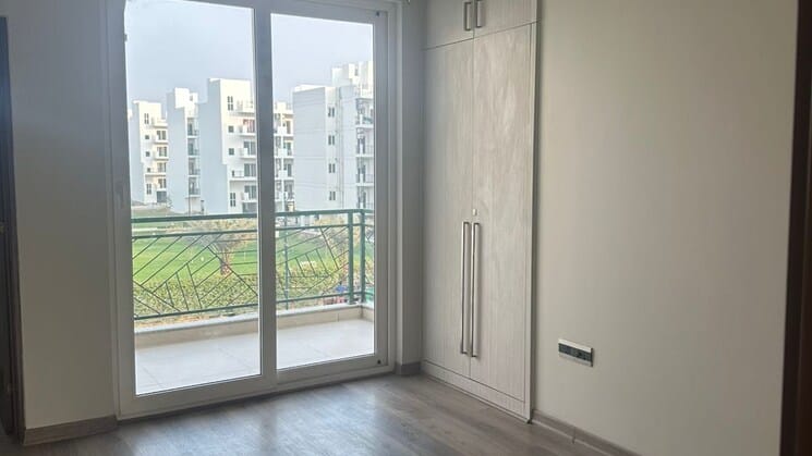3 BHK Apartment in Sohna Sector 33 Gurgaon