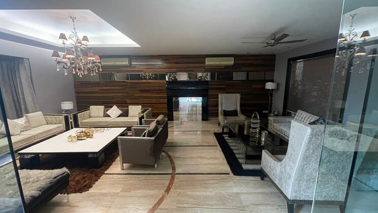4 Bedroom Apartment in Sohna Sector 32 Gurgaon