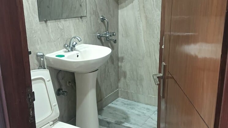 3 BHK Villa for Sale in Sohna Sector 33, Gurgaon