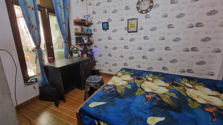 3.5 BHK House for Sale in Vasant Kunj Delhi