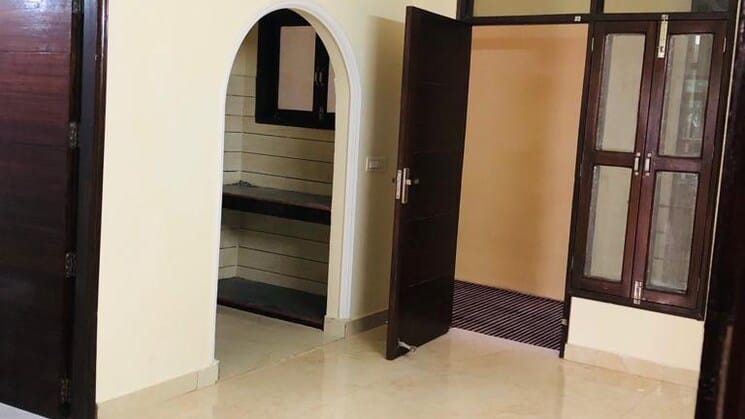 5 BHK House for Sale in Palam Vihar Gurgaon