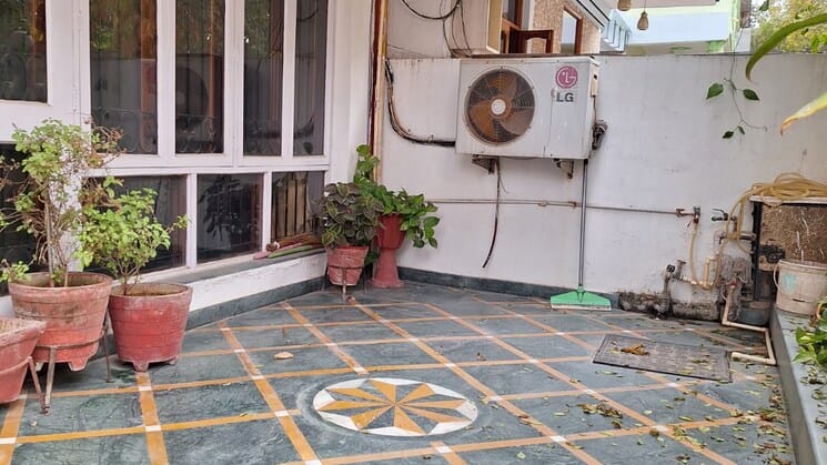 5 BHK House for Sale in Palam Vihar Gurgaon