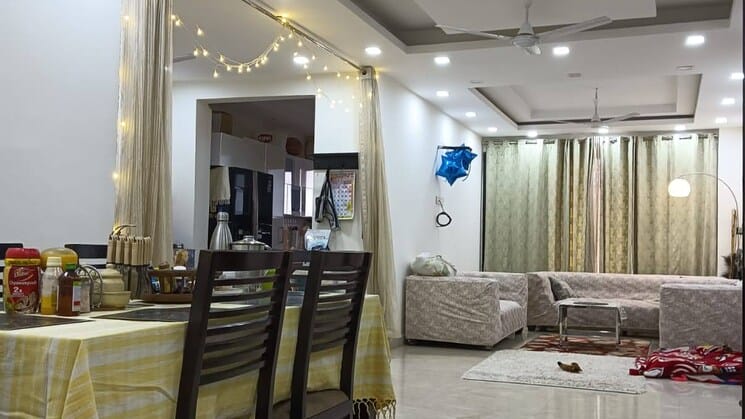 5 BHK House for Sale in Palam Vihar Gurgaon