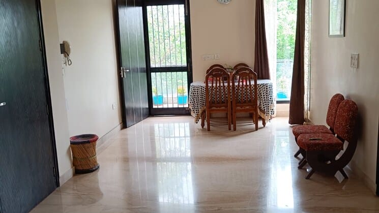 6 BHK House for Sale in Palam Vihar Gurgaon