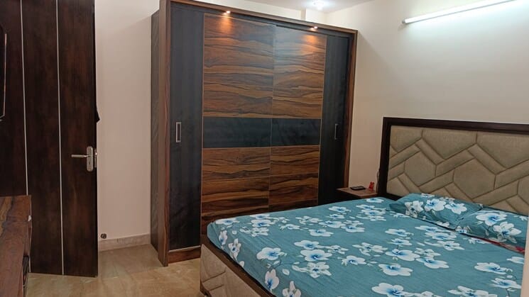 6 BHK House for Sale in Palam Vihar Gurgaon