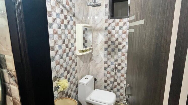 6 BHK House for Sale in Uttam Nagar Delhi