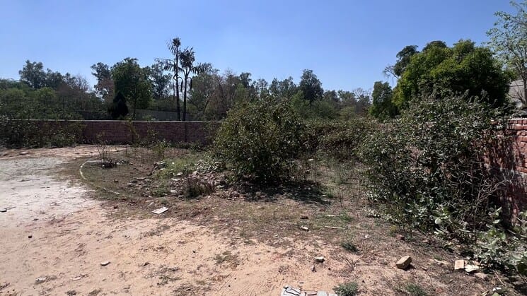 Plot for Sale in Palam Vihar Gurgaon