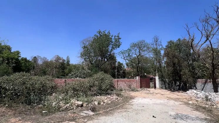 Plot for Sale in Palam Vihar Gurgaon