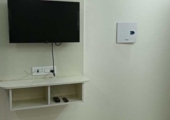 1 RK Apartment in Emaar Emerald Floors Premier, Sector 65
