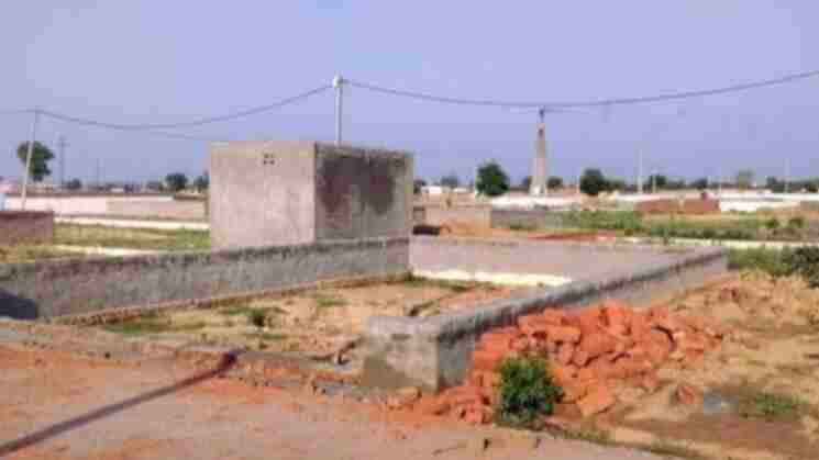 42 Sq. Yard Plot for Sale in Noida Sector 150