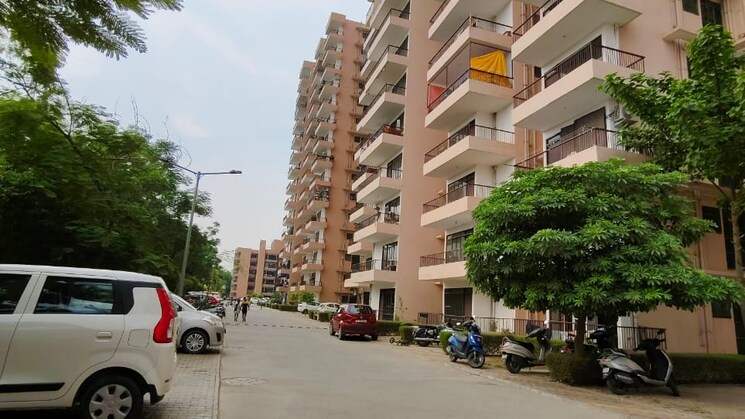 Apartment in Sohna Sector 5 Gurgaon