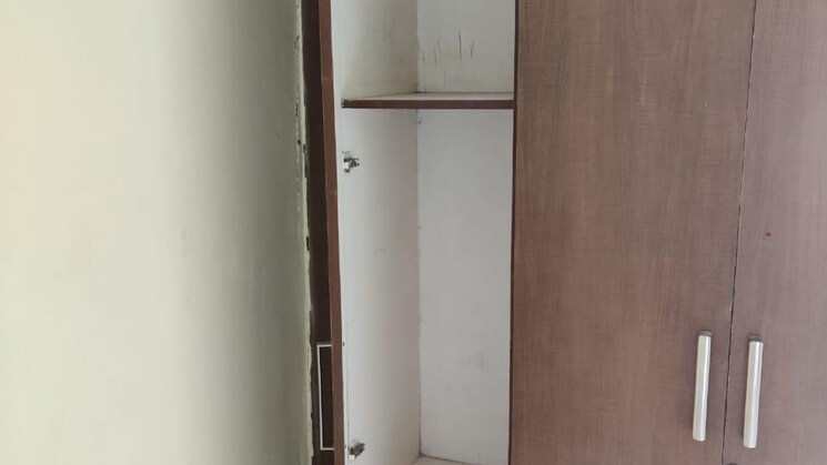 Charming 1 RK in DLF Ridgewood Estate Sector 27 Gurgaon