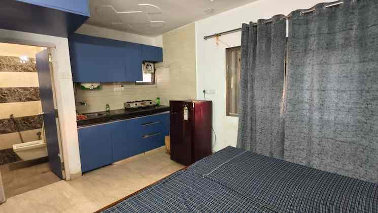 Charming 1 RK in Kohli One Malibu Town Sector 47 Gurgaon