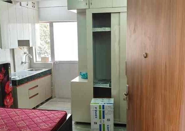 Furnished Studio in Suncity Essel Tower IFFCO Chowk Gurgaon