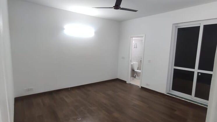 4 BHK Flat for Sale in Faridabad