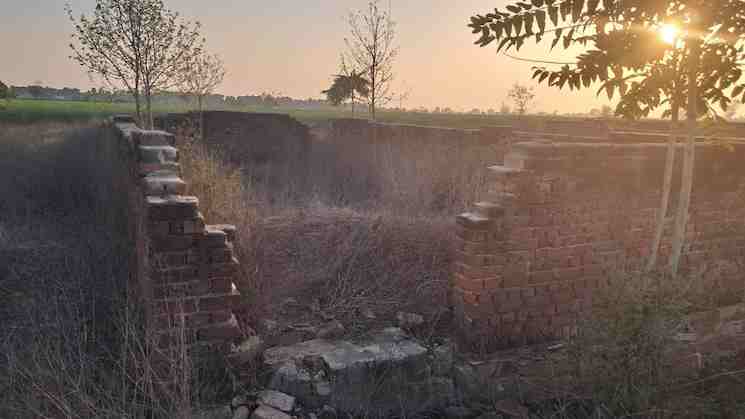 Prime plot in Gailpur near Kajaria Tiles