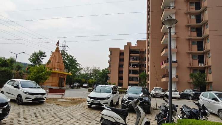 Ready-to-Move 1 BHK Apartment in Prime Sector 5, Sohna, Gurgaon