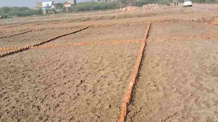 plot for sale in Tijara